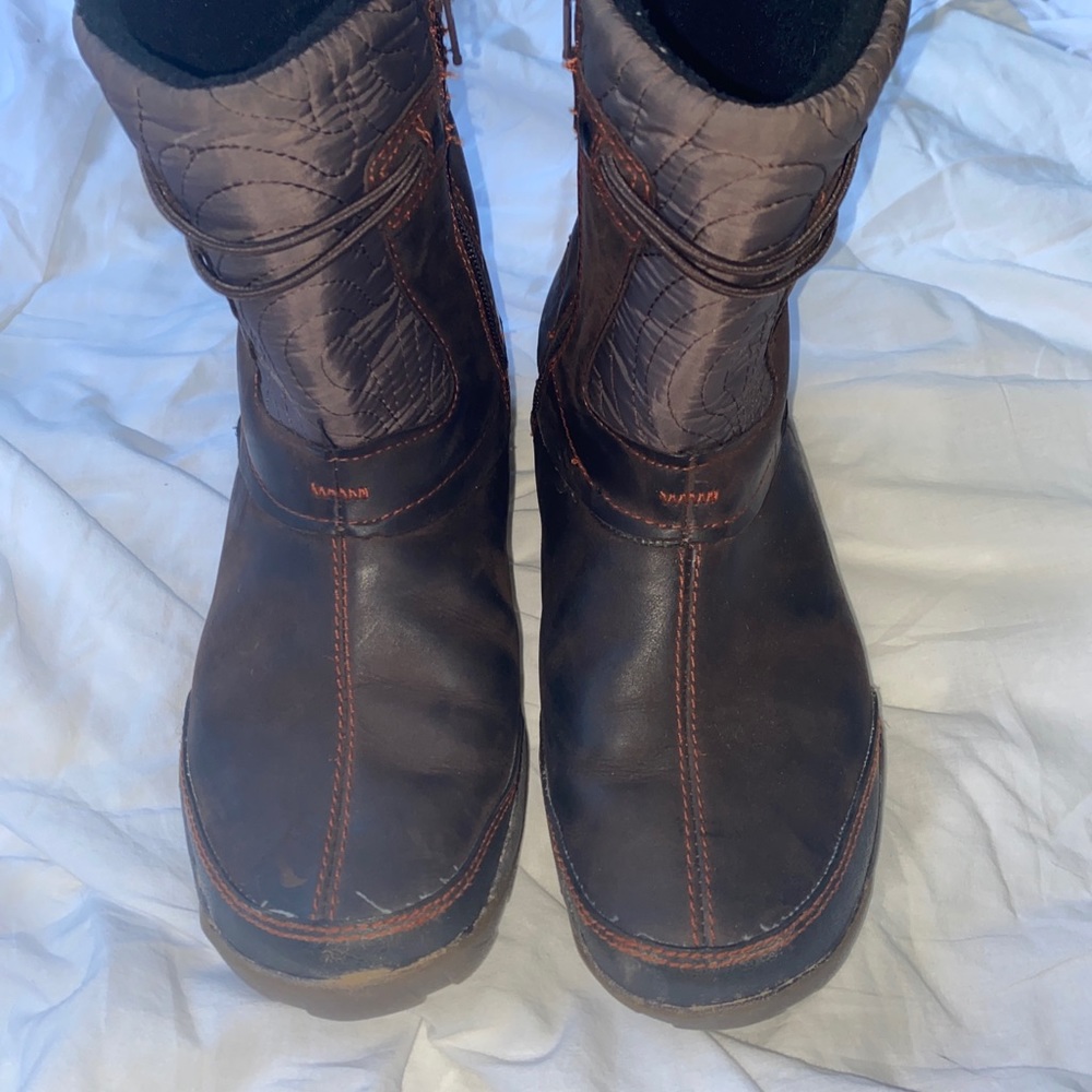 WOMENS MERREL LEATHER WATERPROOF BOOTS SZ 7